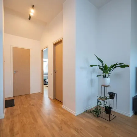 & Cozy Rooftop Flat *